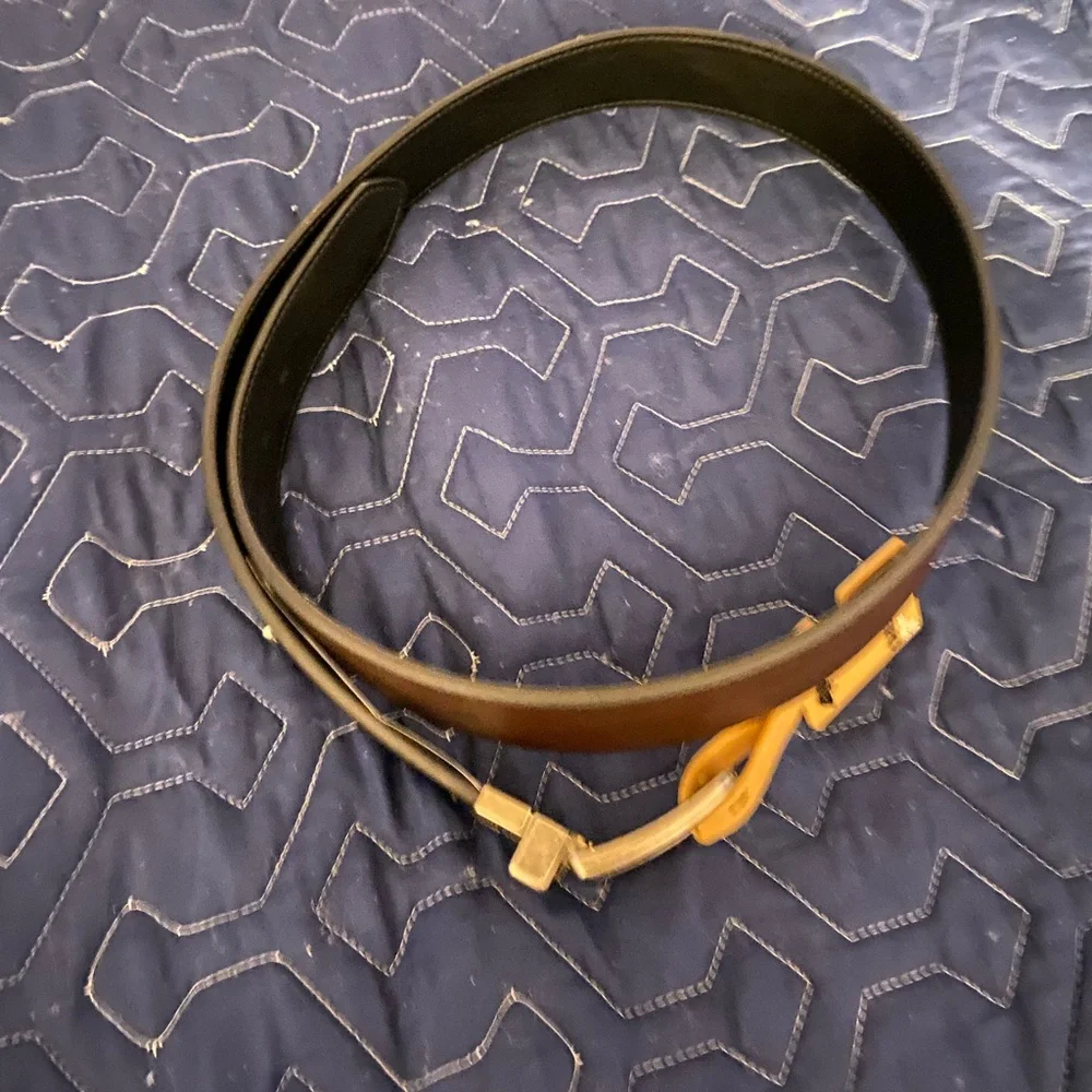 NWT Men’s Dockers Dark Brown /Black Reversible Belt with Brass Buckle